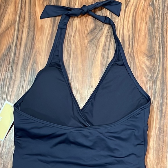 Michael Kors V Neck Monogrammed Chain - Picture 12 of 16